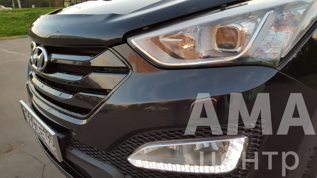 Аквапринт элементов кузова и салона Hyundai Santa Fe.