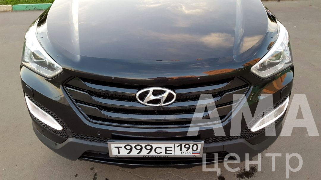 Аквапринт элементов кузова и салона Hyundai Santa Fe.