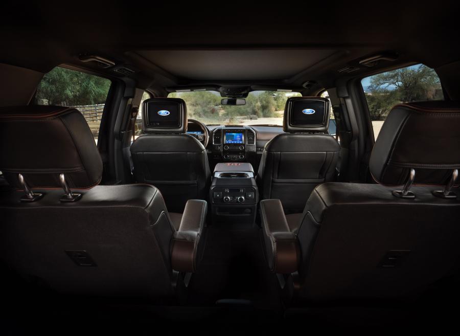 Перетяжка салона автомобиля Ford Expedition