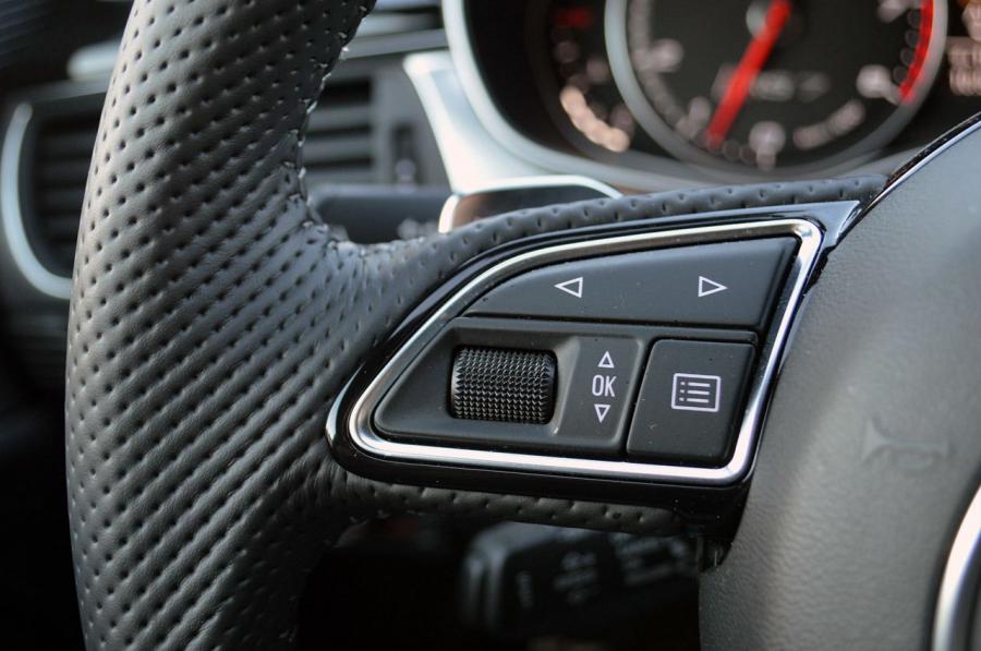 Перетяжка салона Audi 7 серии