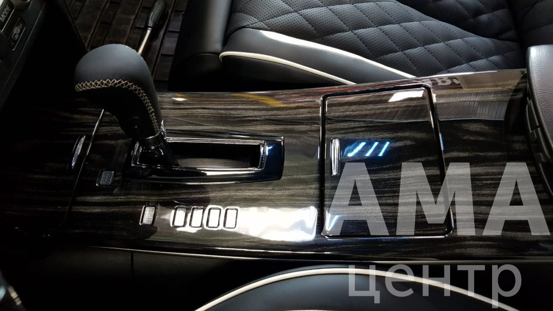 Перетяжка салона автомобиля Nissan Teana.